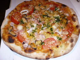 Pizza-Braises food