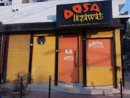 Dosa Lazawab outside