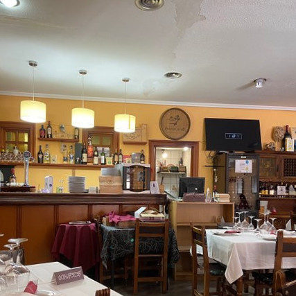 restaurant image