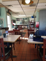 Timmy Flynn's Red Pepper Deli Grill inside