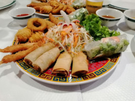 Hoang-Quyen D'or food