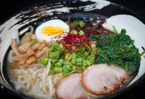 Uchiwa Ramen food