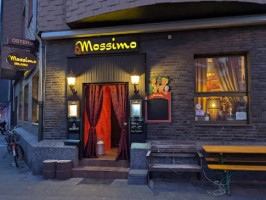 Osteria Mossimo Milano outside