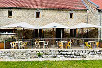 La Table Du Moulin De Ferrieres inside