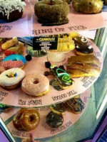 Voodoo Doughnut Broadway food