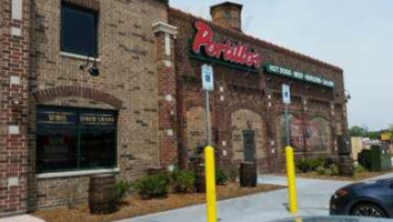 Portillo's outside