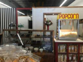 Poppy Popcorn Co food