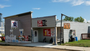 Hitching Post outside