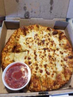 Toppers Pizza food