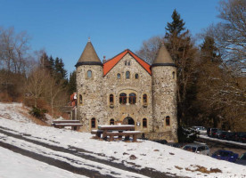 Jagdschloß outside