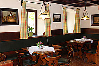 Gasthof Karl Scherrer inside