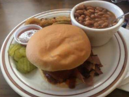 Hodie's Bbq food