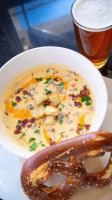 Karl Strauss Brewing Company food