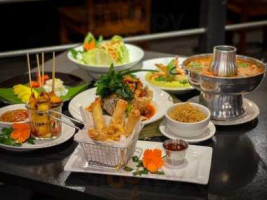 Banana Leaf Thai Restaurant Bar food