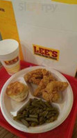 Lee's Famous Recipe Chicken food