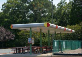 Sonic Drive-in outside