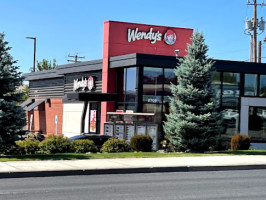 Wendy's outside