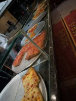 Rosa's Pizzeria food