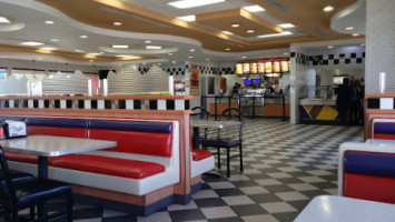 Carl's Jr (Tecnológico) inside