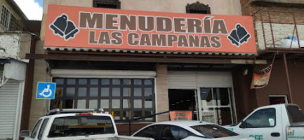 Menudería Las Campanas outside