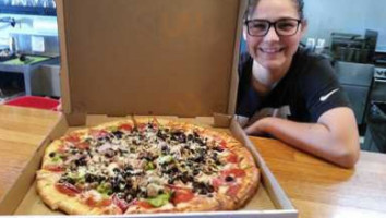 Oddfellows Pizza food