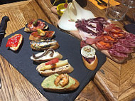 In Vino Tapas food