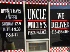 Uncle Milty's Pizza Palace inside