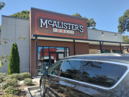 Mcalister's Deli outside