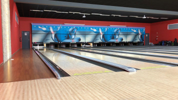 Bowling Caldas outside