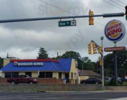 Burger King outside