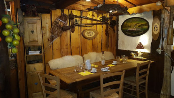 Chalet des trappeurs food