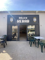 Délice Kebab inside