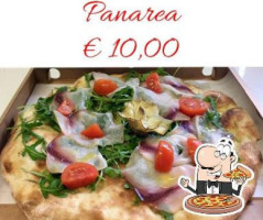 Pizzeria Tramino's food