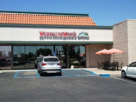 Mountain Mike's Pizza food