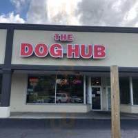 The Dog Hub outside