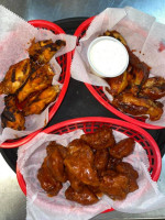 Wolfies Sports Bar food