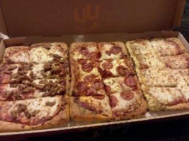 Pizza Hut food