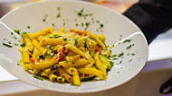 Albertos Pasta E Amore food