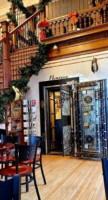 Juliana's In The Village inside