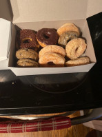 Gerry's Donuts food