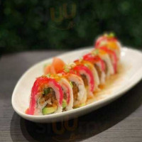 Kin Thai Sushi Bulverde food