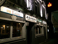 Zorbas outside