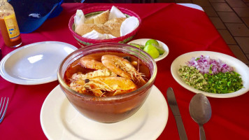 Mariscos Pipo's food