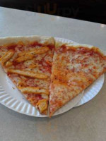 Dominick's Pizza food