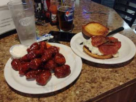 Rookies Grill food