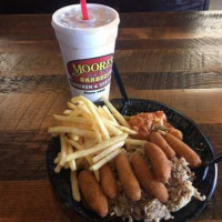 Moore's Olde Tyme Barbeque Chicken Seafood food