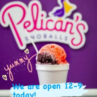 Pelican's Snoballs outside