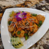 Thai Paradise food