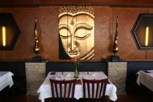 Lilavadee Thai inside