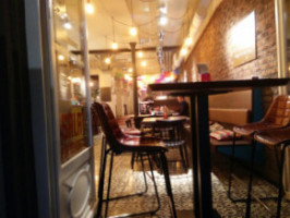 Adelitas food